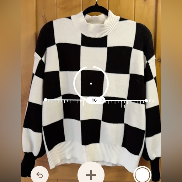ZESICA Black/White Checkered Sweater - Size M 
NWOT - Picture 8 of 8